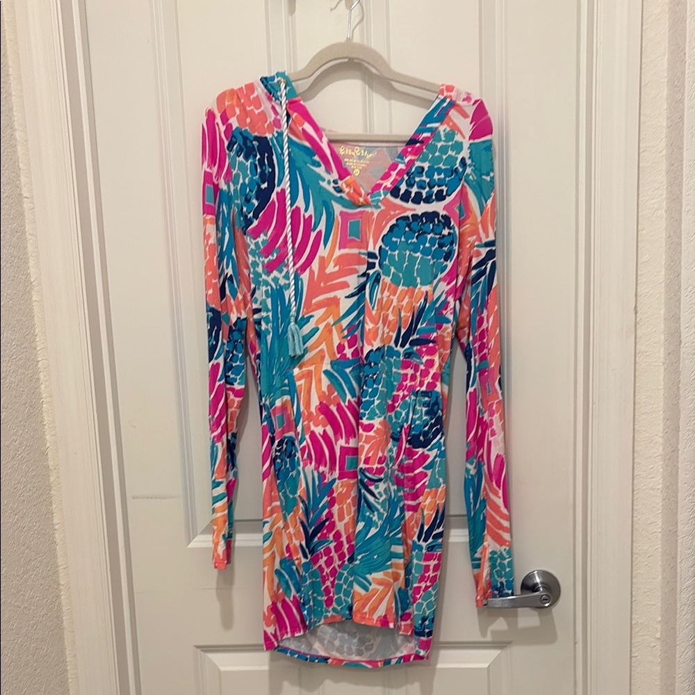 Lilly Pulitzer cover up size medium